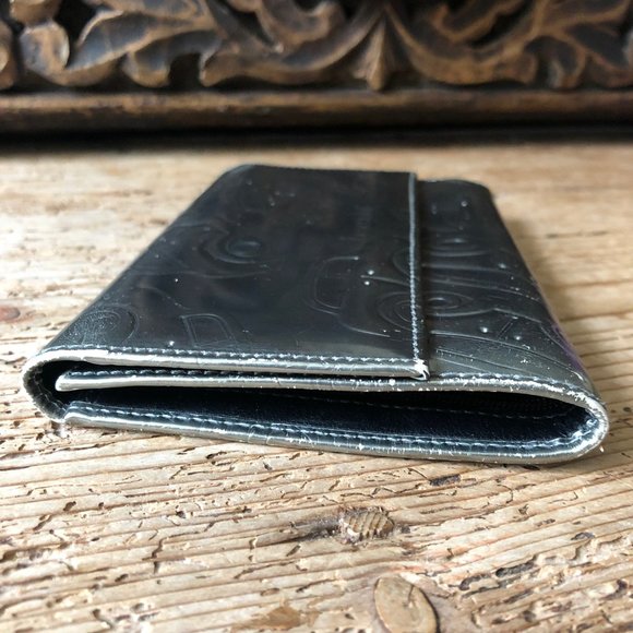 Braccialini Metallic Silver Embossed Cars Leather Trifold Checkbook Wallet - Picture 14 of 16